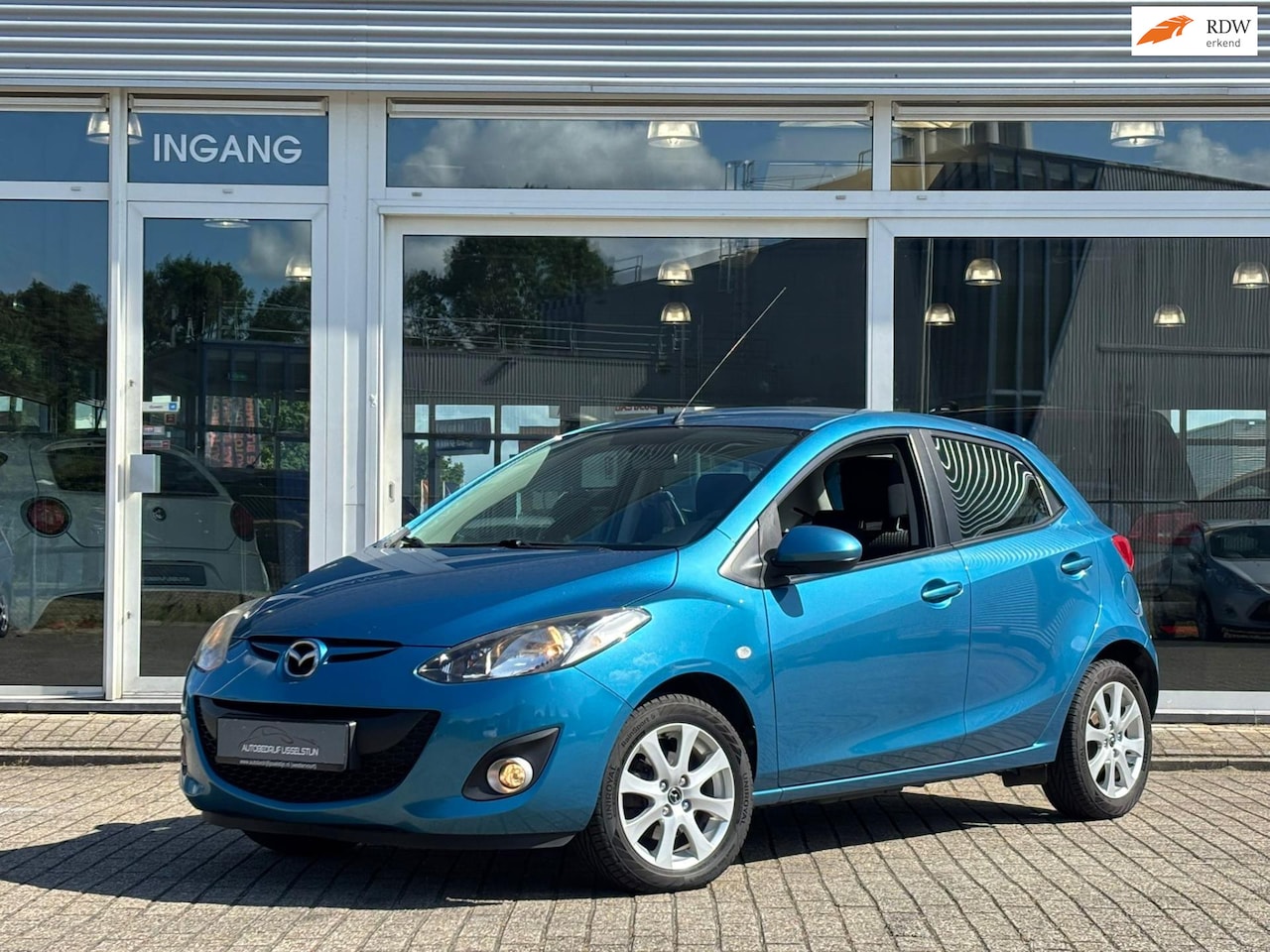 Mazda 2 - 1.3 / 5 Deurs / Airco / Stoelverw. - AutoWereld.nl