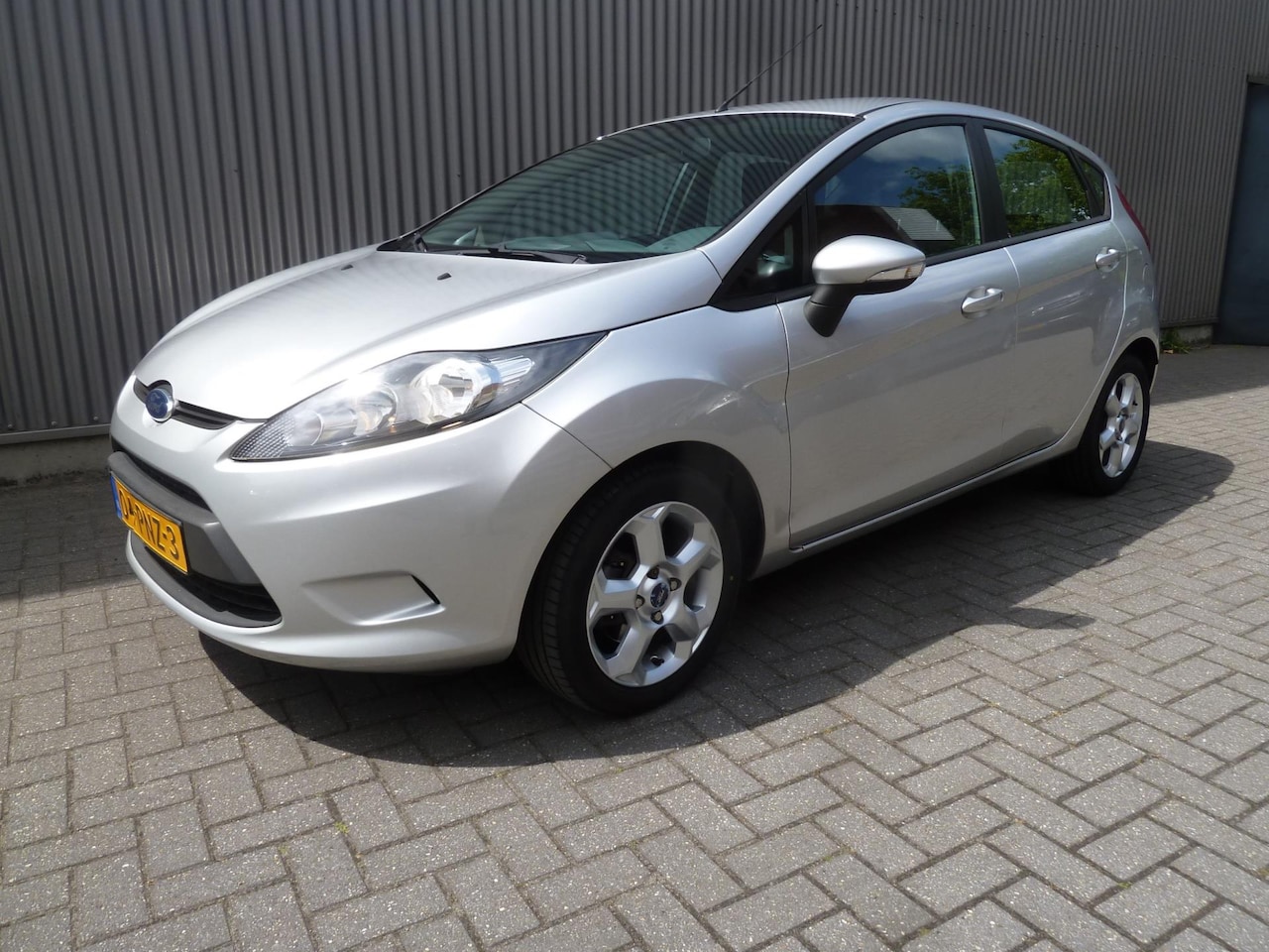 Ford Fiesta - 1.25 Limited Airco|Aux|Elektrische ramen - AutoWereld.nl
