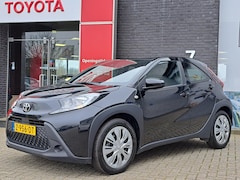 Toyota Aygo X - PLAY AIRCO PARKEERCAMERA AD-CRUISE APPLE/ANDROID