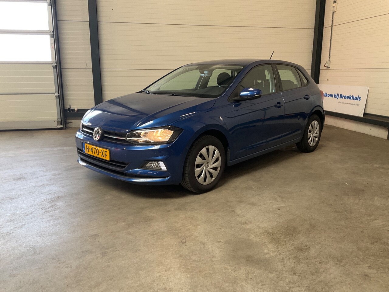 Volkswagen Polo - 1.0 TSI Comfortline Business | Achteropkomend verkeer waarschuwing | Airco (automatisch) | - AutoWereld.nl