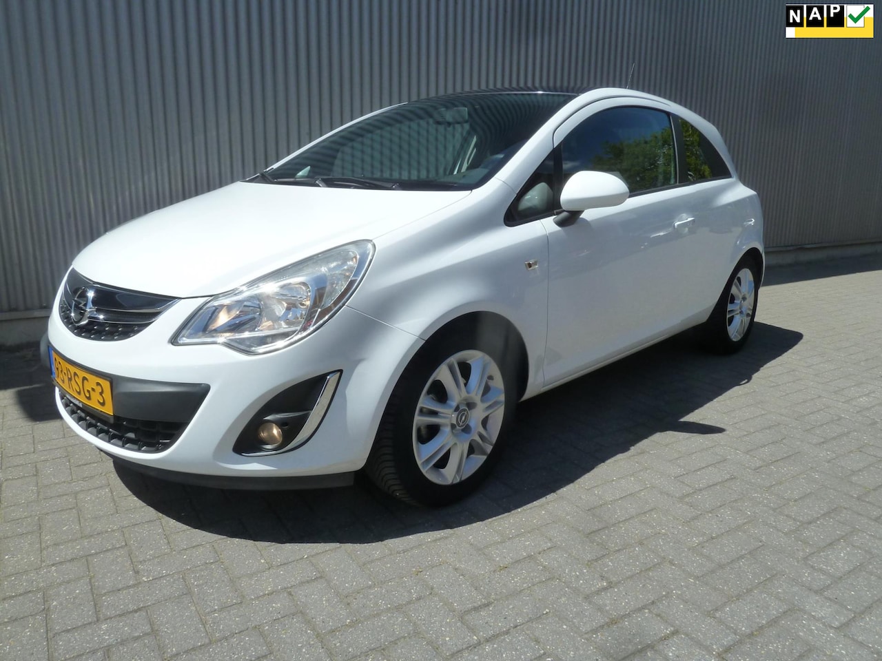Opel Corsa - 1.2-16V Color Edition Airco|Navi|Multimedia - AutoWereld.nl