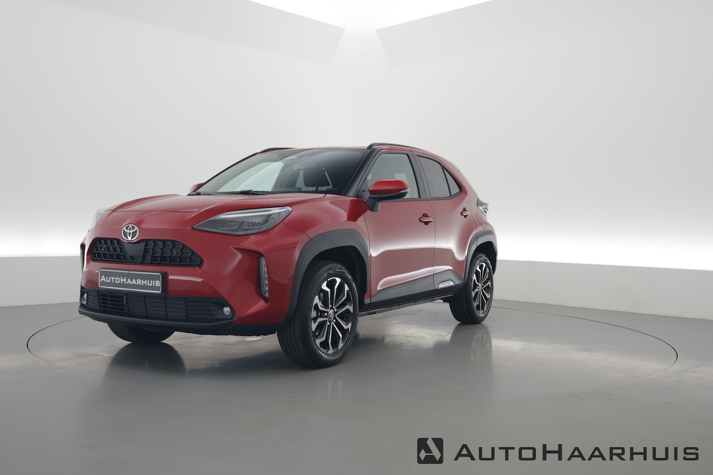 Toyota Yaris Cross - 1.5 Hybrid Teamplayer 130pk | Winter pakket | Safety pakket | Navi | Adapt. Cruise | Camer - AutoWereld.nl