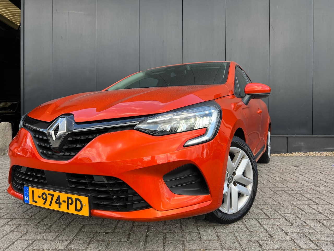 Renault Clio - 1.0 TCe Zen 2021 5Drs/Airco/Lmv/OrgNl/Nap - AutoWereld.nl