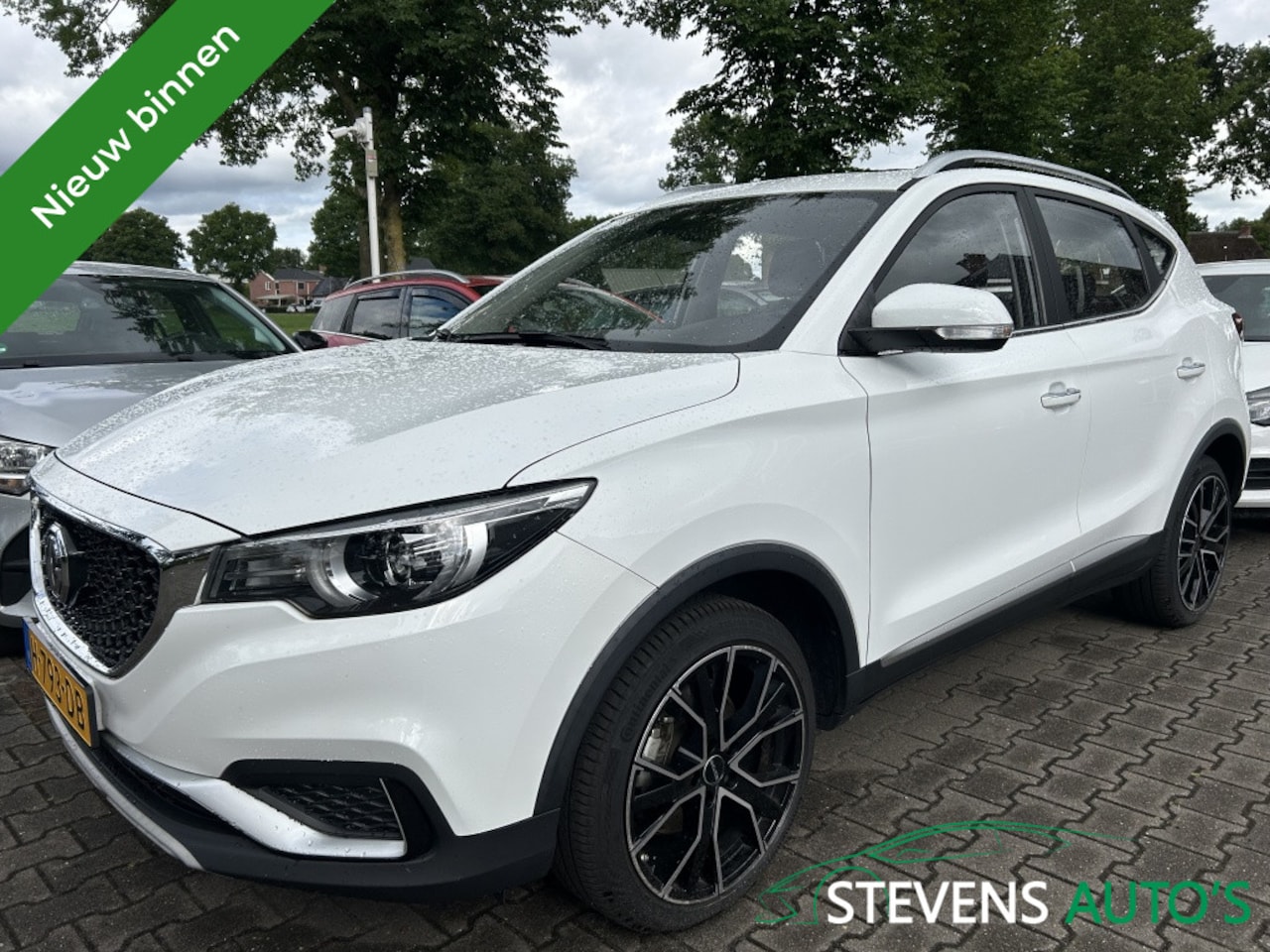 MG ZS - Luxury 45 kWh PANODAK / LEER / STOELVERW. / CAMERA / CARPLAY - AutoWereld.nl