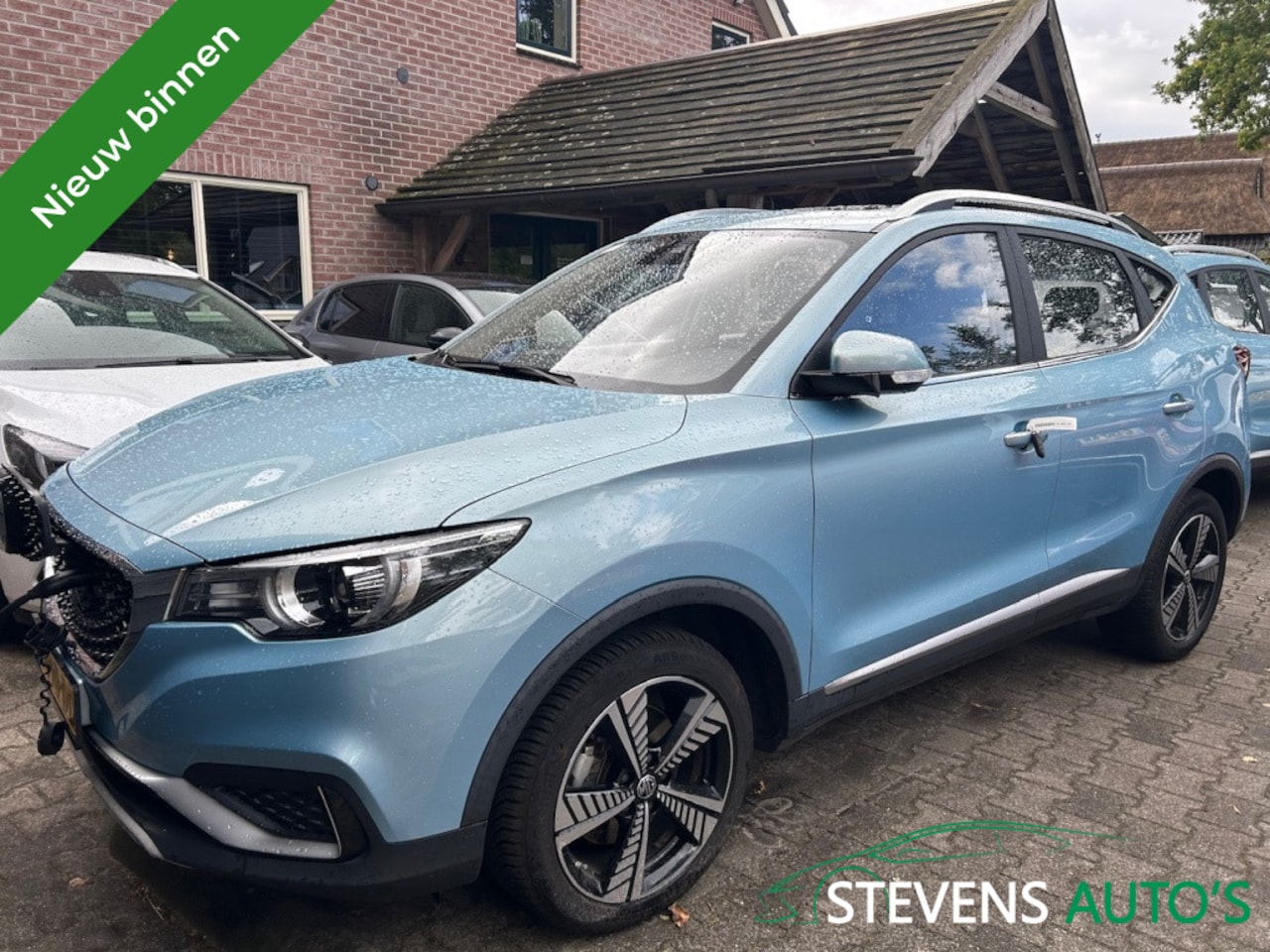 MG ZS - Luxury 45 kWh PANODAK / LEER / STOELVERW. / CAMERA / CARPLAY - AutoWereld.nl