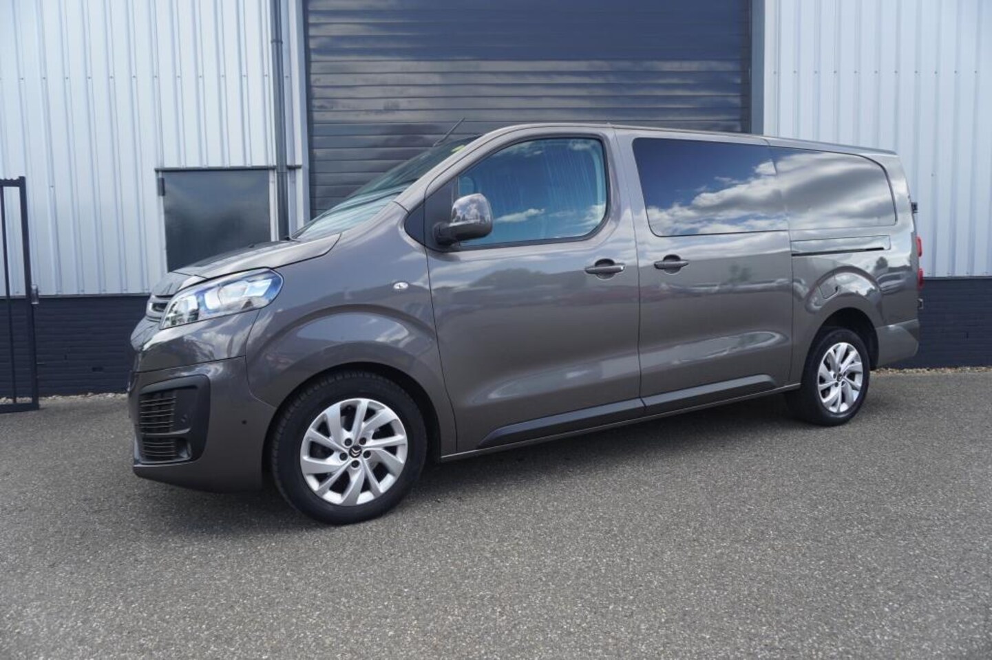 Citroën Jumpy - 2.0 BlueHDI 120 Business XL DC S&S - AutoWereld.nl