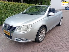 Volkswagen Eos - 2.0i 16V FSI Leer Stoelverwarming Bluetooth Telefoon ESP Groot Navi NAP