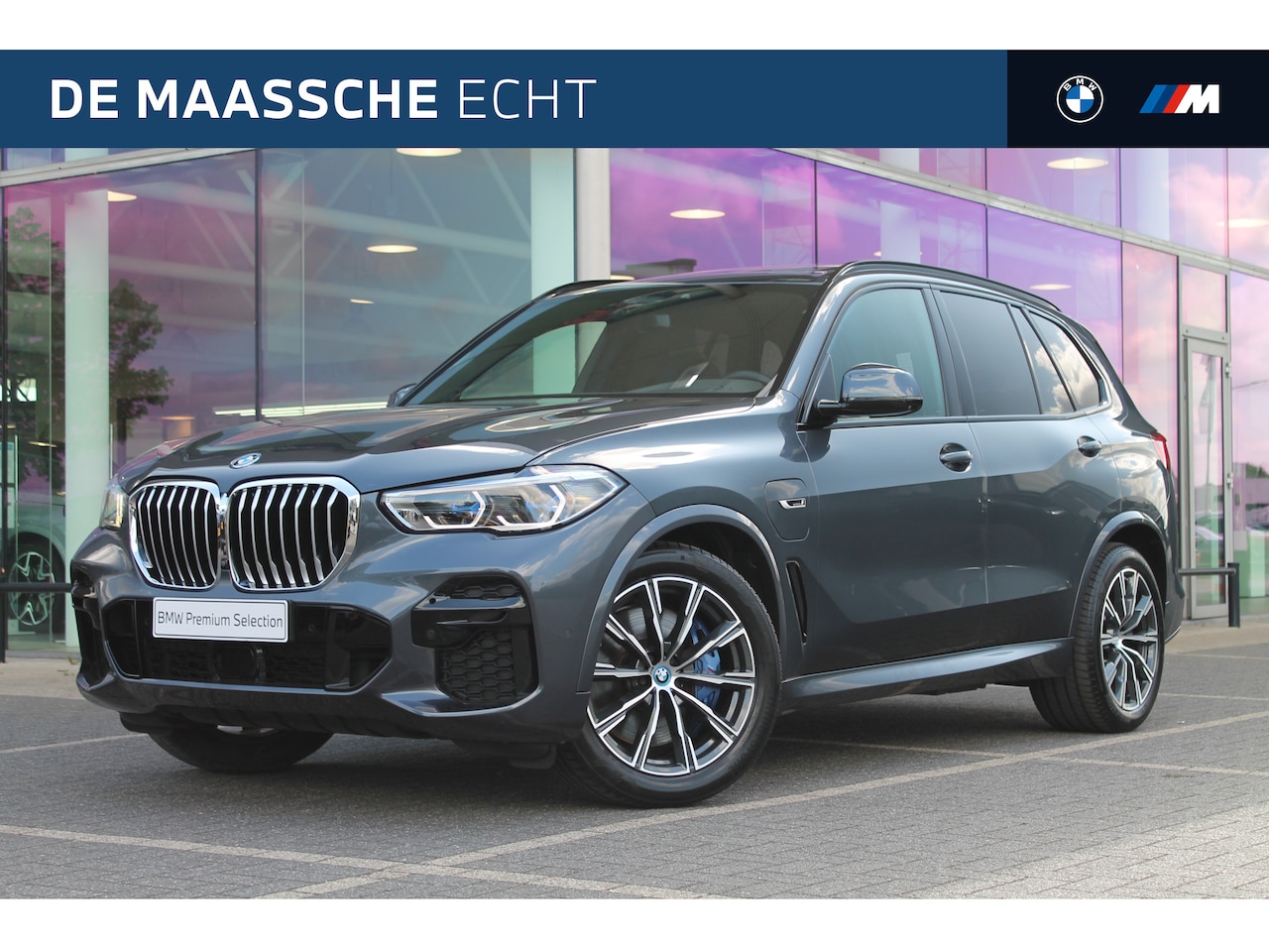 BMW X5 - xDrive45e High Executive M Sport Automaat / Panoramadak / Massagefunctie / Laserlight / So - AutoWereld.nl