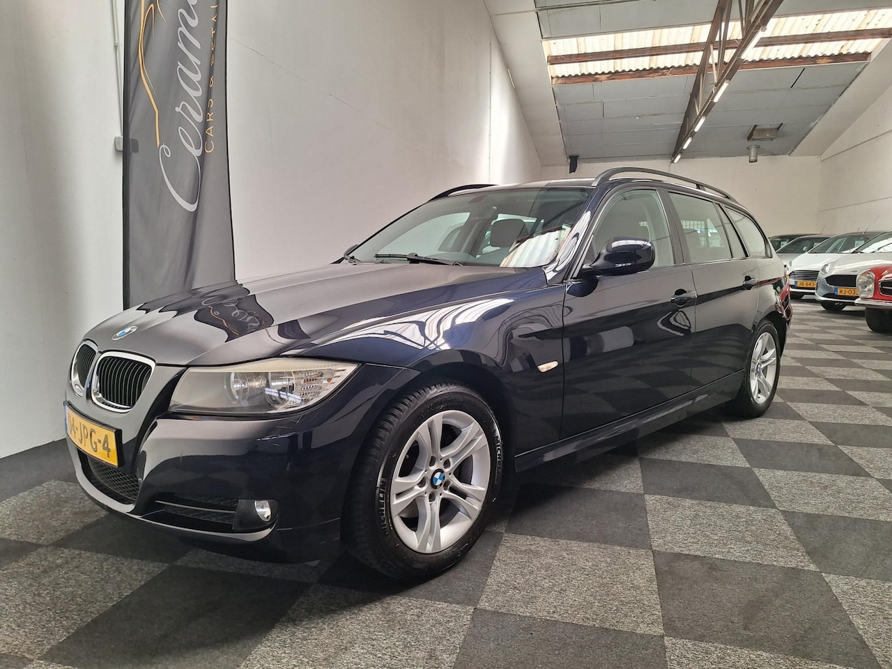 BMW 3-serie Touring - 2009. 318i Business Line. Trekhaak. 218.000 km NAP. - AutoWereld.nl