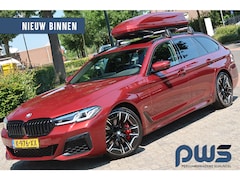 BMW 5-serie Touring - 520i High Executive ///M-Sport / Full Option / NL / Dealerauto