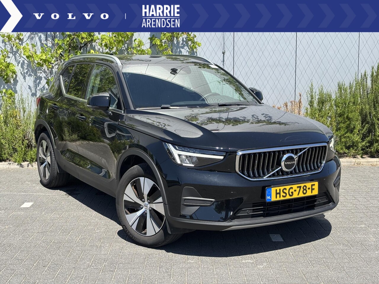 Volvo XC40 - Recharge T4 Momentum | Keyless | Extra getint glas | Parkeercamera achter | PDC Voor + ach - AutoWereld.nl