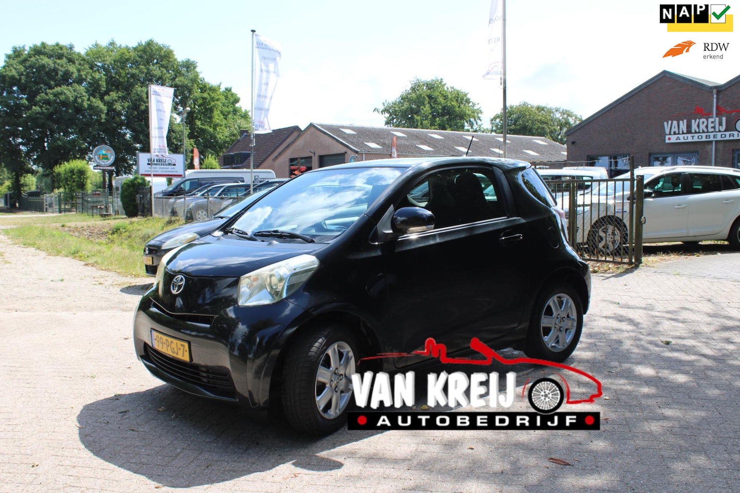 Toyota iQ - 1.0 VVTi Comfort 1.0 VVTi Comfort, Lm, Cv, - AutoWereld.nl