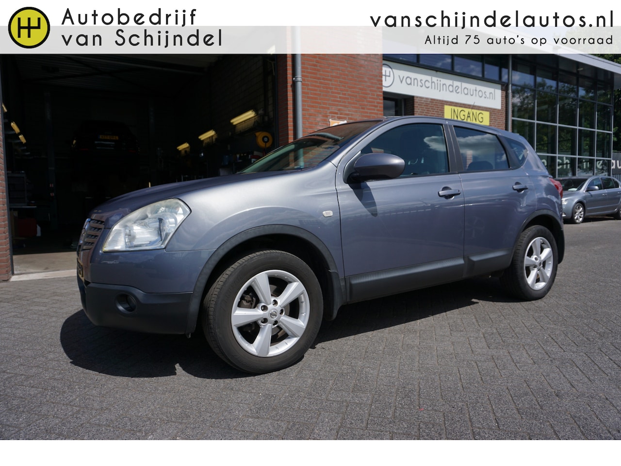 Nissan Qashqai - 2.0 142PK TEKNA ORIGINEEL NEDERLANDS CAMERA NAVIGATIE TREKHAAK ECC AIRCO CRUISECONTROL BLU - AutoWereld.nl
