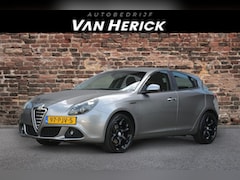 Alfa Romeo Giulietta - 1.4 T Distinctive | 5-Deurs | Airco | Cruise