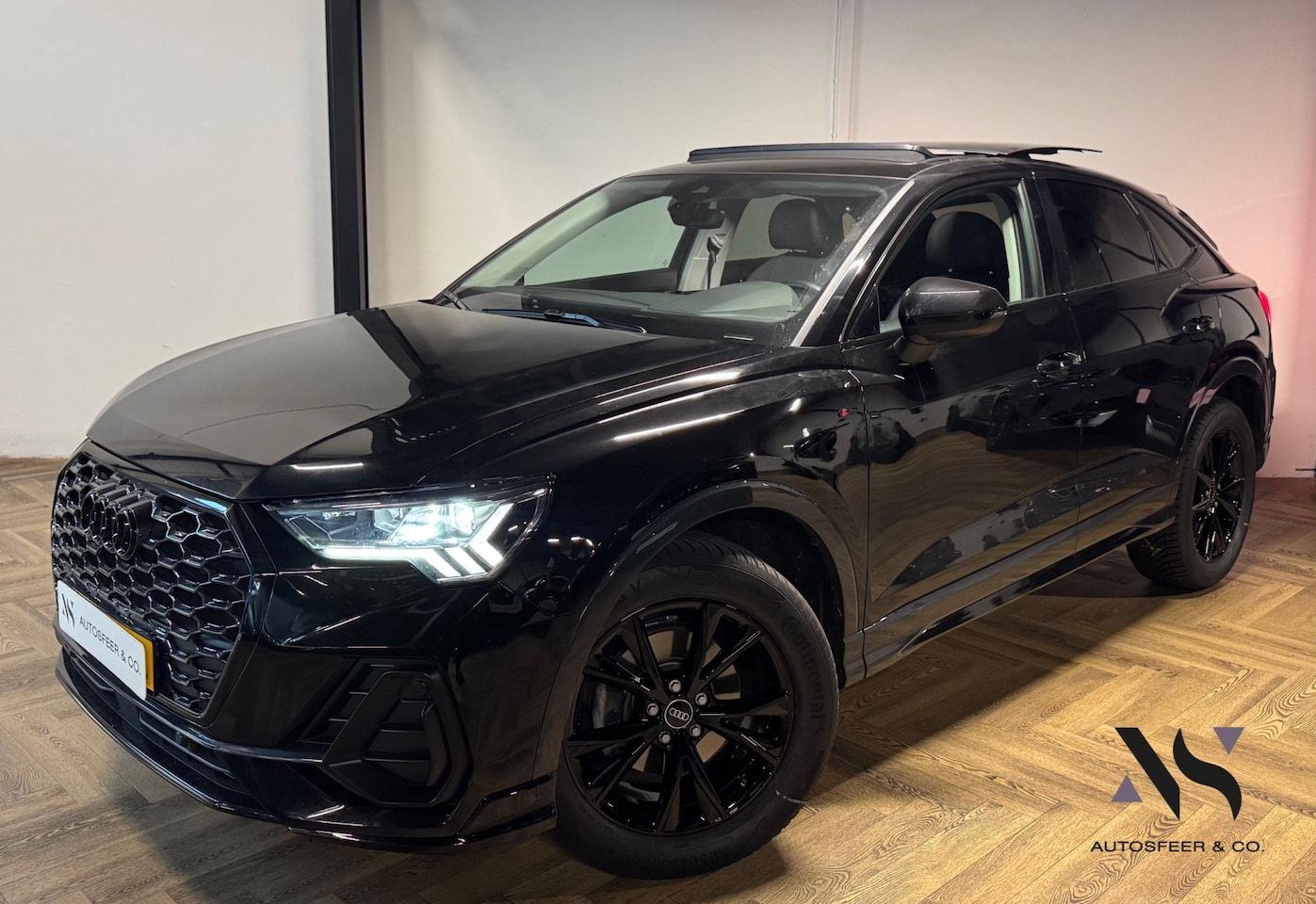 Audi Q3 Sportback - 35 TFSI S Edition Competition PANO VOL' - AutoWereld.nl