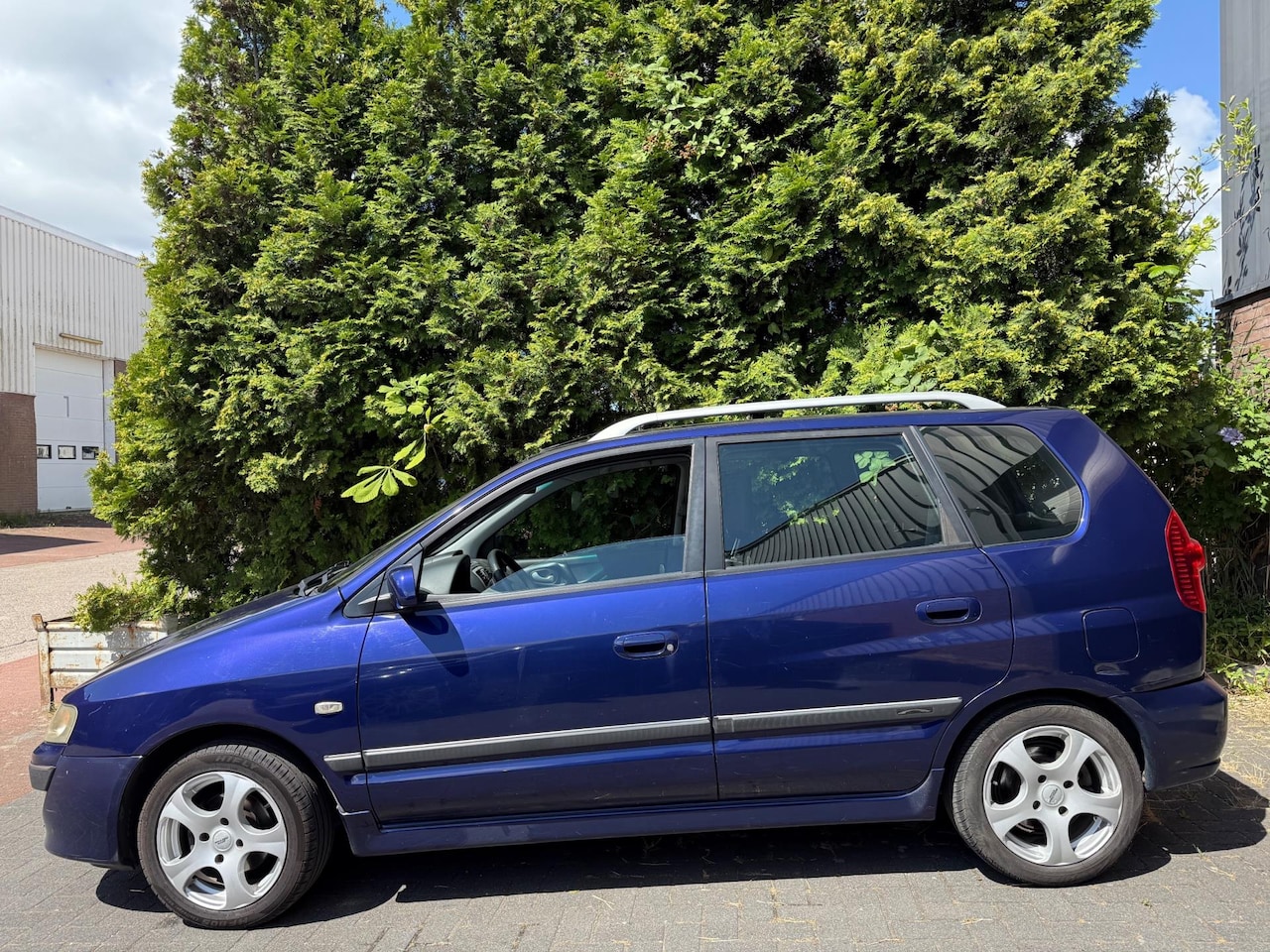 Mitsubishi Space Star - 1.6 Invite Silver,Airco,PDC - AutoWereld.nl