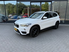 BMW X1 - xDrive20i High Exe, Pano, LED, Leer, Keyless, Stoelverw, Dealer OH