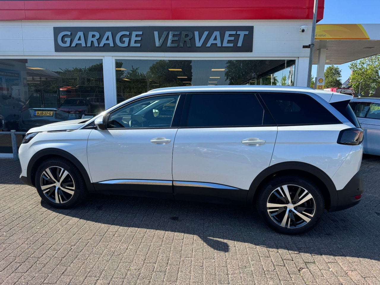Peugeot 5008 - 1.2 PureTech Allure 7-persoons - AutoWereld.nl
