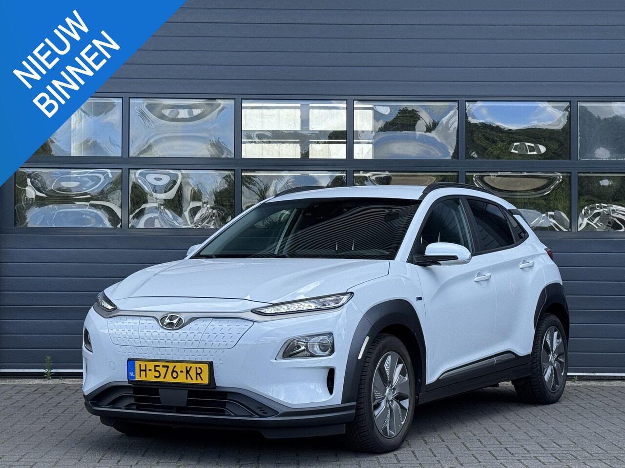 Hyundai Kona Electric - EV FASHION 64 kWh I 3 FASE LADEN I APPLE CARPLAY I CRUISE CONTROL I ACHTERUITRIJCAMERA - AutoWereld.nl