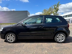 Volkswagen Polo - 1.4-16V Comfortline Airco