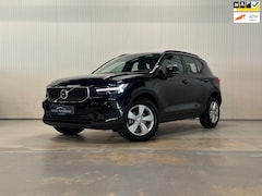 Volvo XC40 - 1.5 T2 Momentum Core | CARPLAY | ESC | PARK ASSISTANT