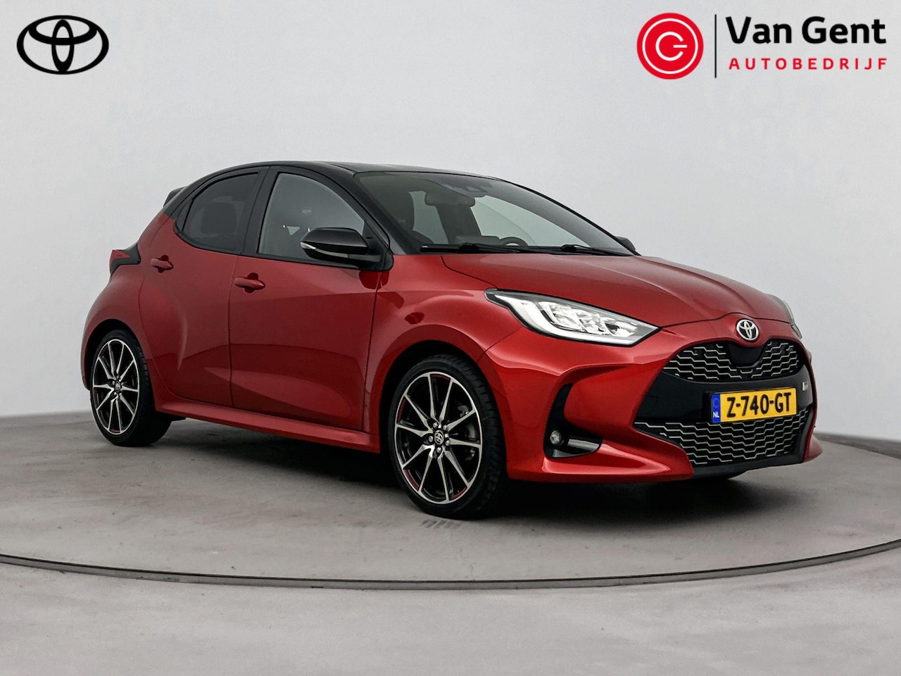 Toyota Yaris - 1.5 Hybrid GR Sport | Navigatie | Stoelverwarming | Apple Carplay / Android Auto - AutoWereld.nl