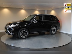 Mitsubishi Outlander - 2.0 PHEV Premium *Top onderhouden* Stoelverw.|Alcantara|Navi