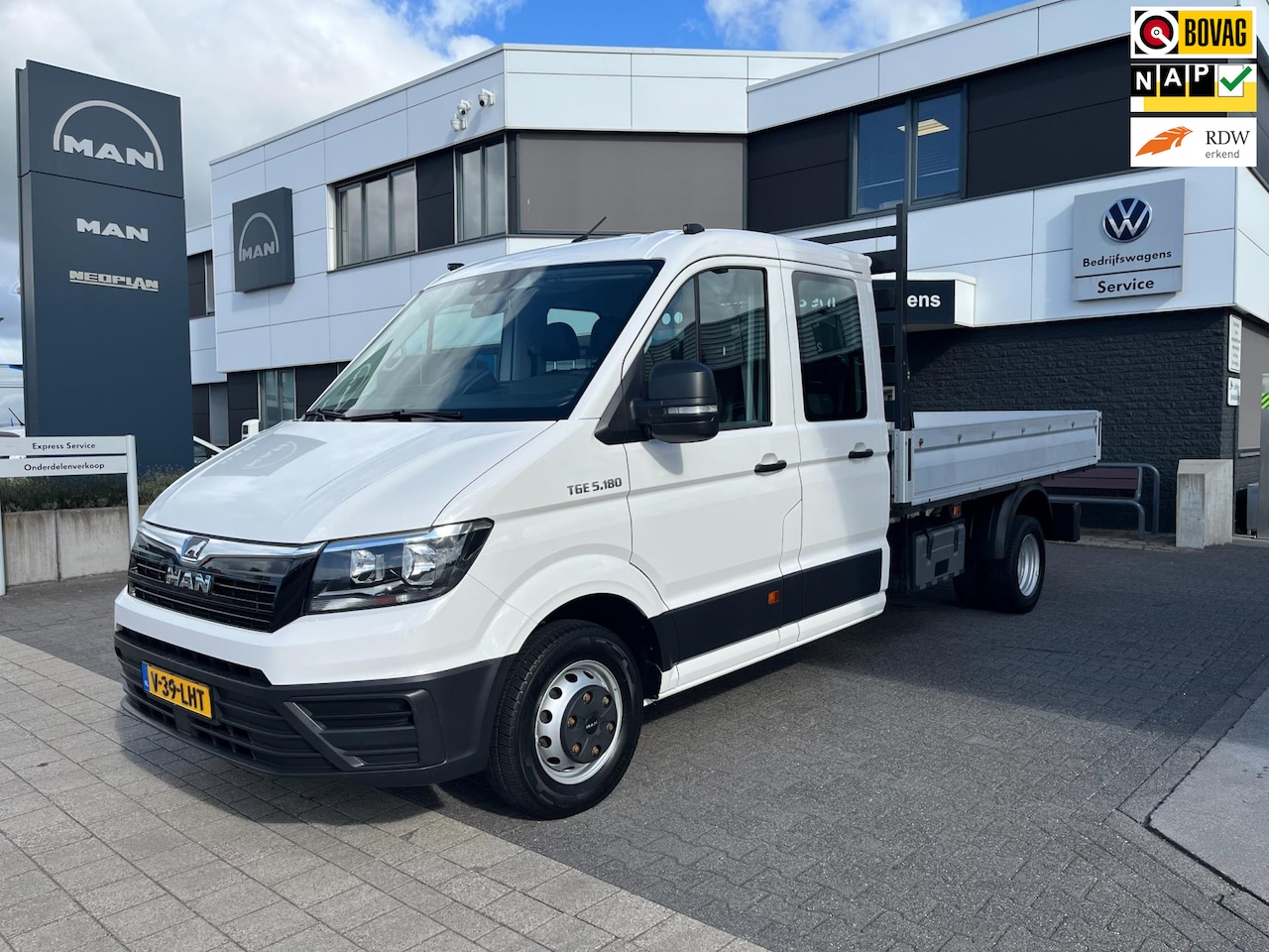 MAN TGE - 50 dubbel cabine lange wielbasis - AutoWereld.nl