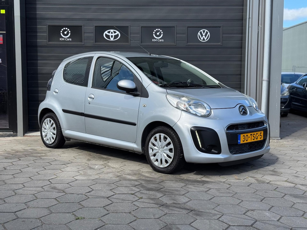 Citroën C1 - 1.0 Attraction - LED - Airco - 5 Deurs - Lage Km/N.a.p - Nw Apk - - AutoWereld.nl