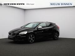 Volvo V40 - T3 Polar+ Sport R-Design / Pan. dak / Harman Kardon / Park assist v+a / Stoelverwarming