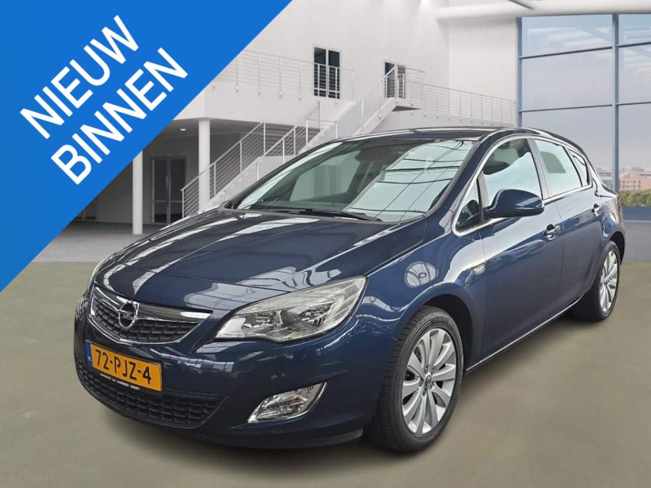 Opel Astra - 1.4 Turbo Cosmo 17 inch LMV, Clima, Trekhaak - AutoWereld.nl