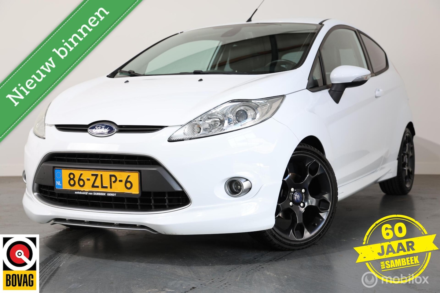 Ford Fiesta - 1.6- STOELVERWARMING -ZWARTE VELGEN-VOLONDERHOUD - AutoWereld.nl