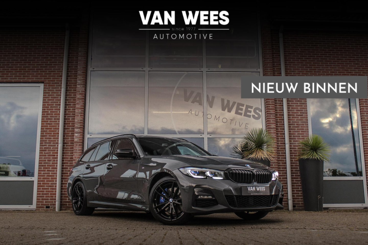 BMW 3-serie Touring - 330i xDrive High Executive 330i xDrive High Executive - AutoWereld.nl