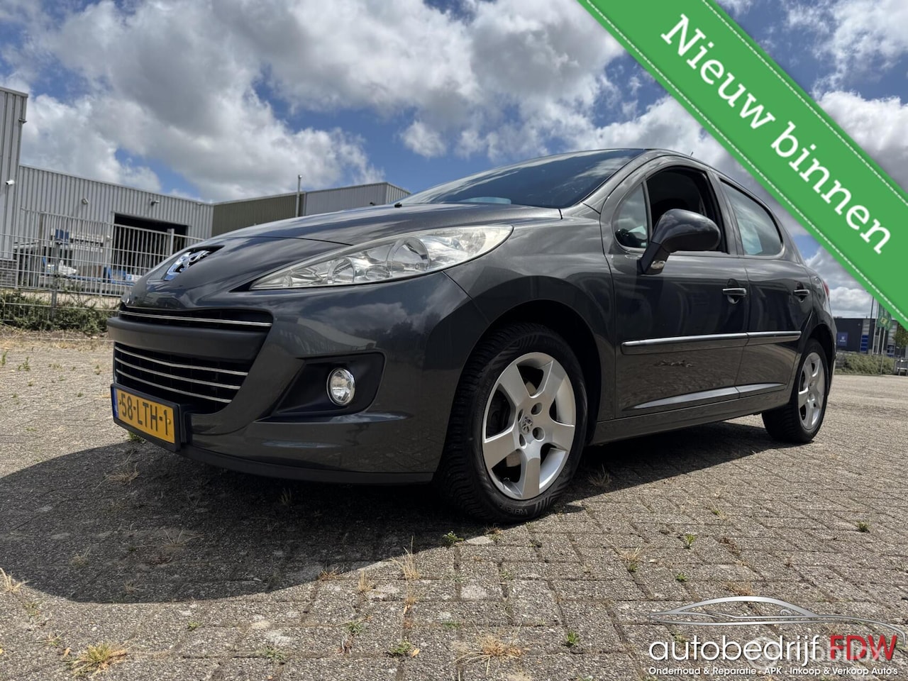 Peugeot 207 - 1.6 VTi XS/5DEURS/LM VELGEN/ELEKTR.RAMEN/NAP/ - AutoWereld.nl