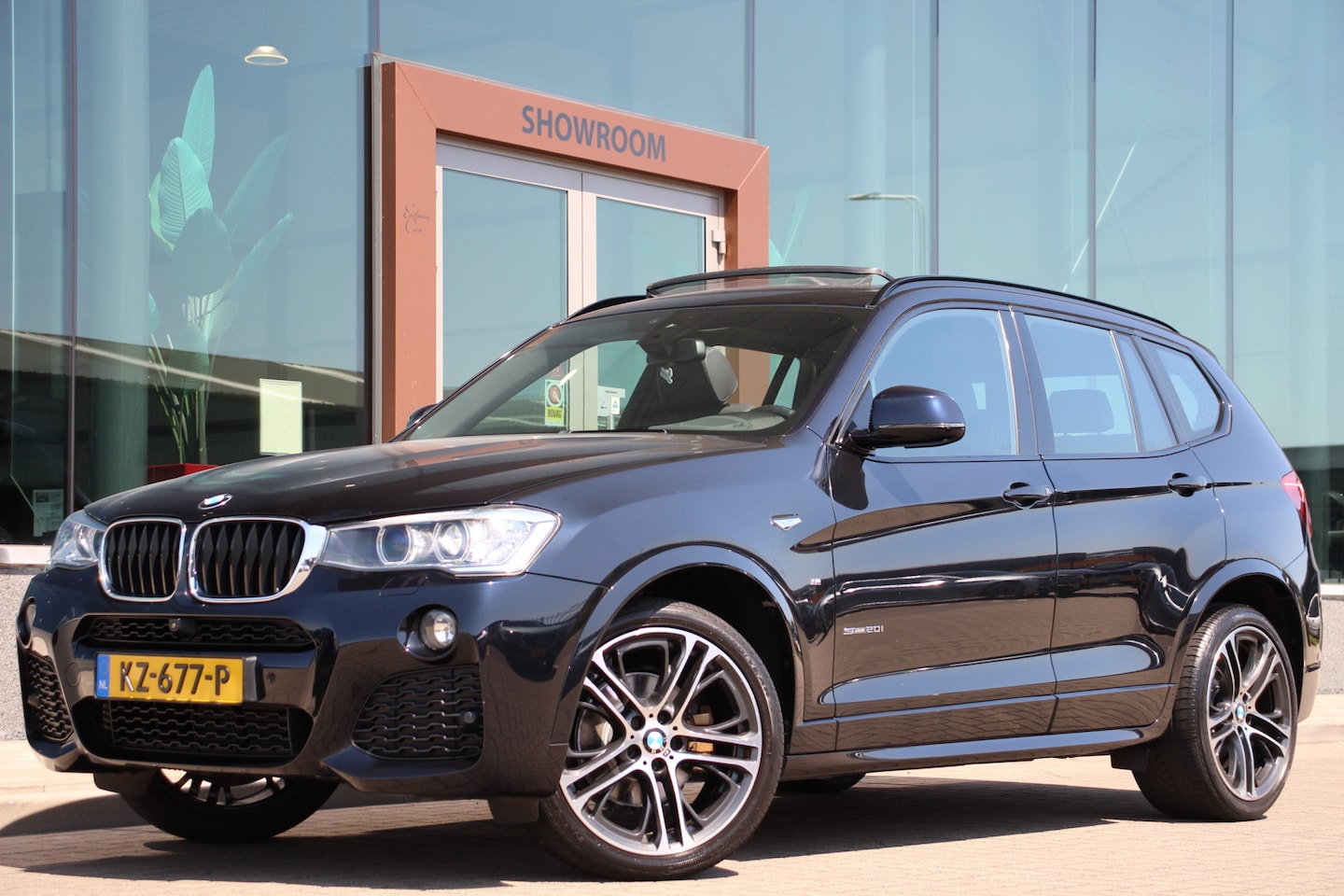 BMW X3 - sDrive20i Centennial High Executive | M Pakket | Pano | Leder | Head Up | 360 Camera - AutoWereld.nl