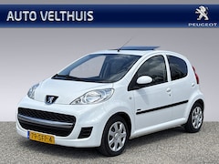 Peugeot 107 - 1.0 12V 68PK 5-drs Sportium
