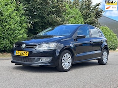 Volkswagen Polo - 1.2 TSI BlueMotion Comfortline 5DR*Cruise*Airco*NAP*Dealer onderhouden