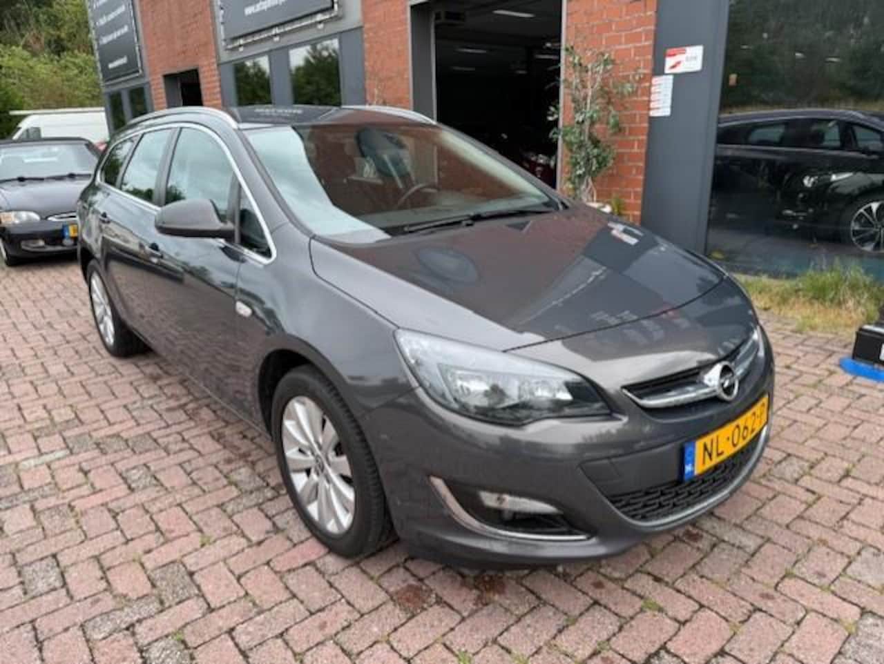 Opel Astra Sports Tourer - 1.6 CDTi Edition Clima - AutoWereld.nl