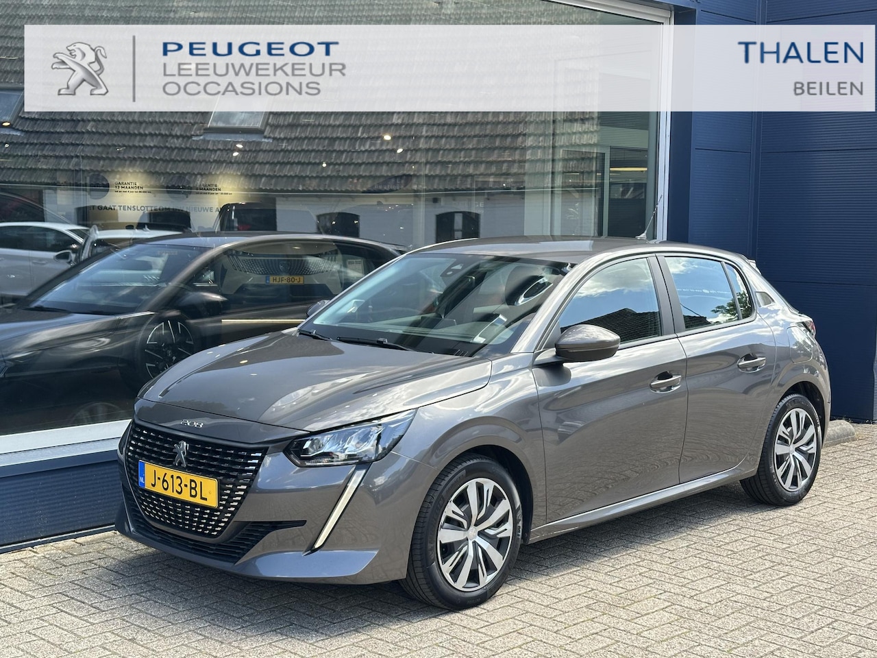 Peugeot 208 - 1.2 Active 1e EIGENAAR | Full-map Navigatie | Touch Screen met Apple Carplay | Full-Led Ko - AutoWereld.nl