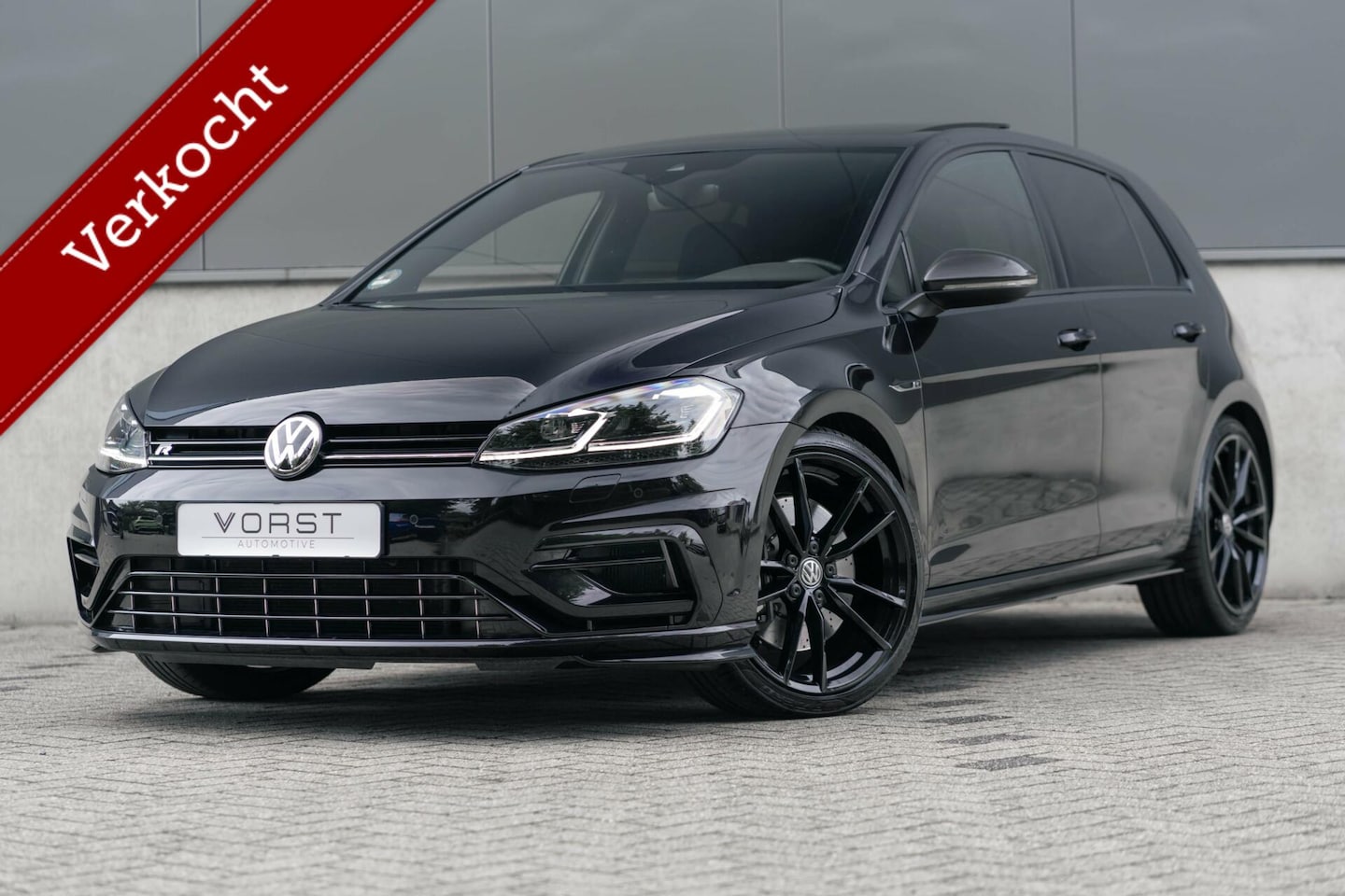 Volkswagen Golf - 2.0 TSI 4Motion R Performance Pano Akra DCC - AutoWereld.nl