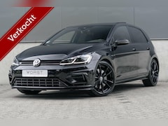 Volkswagen Golf - 2.0 TSI 4Motion R Performance Pano Akra DCC