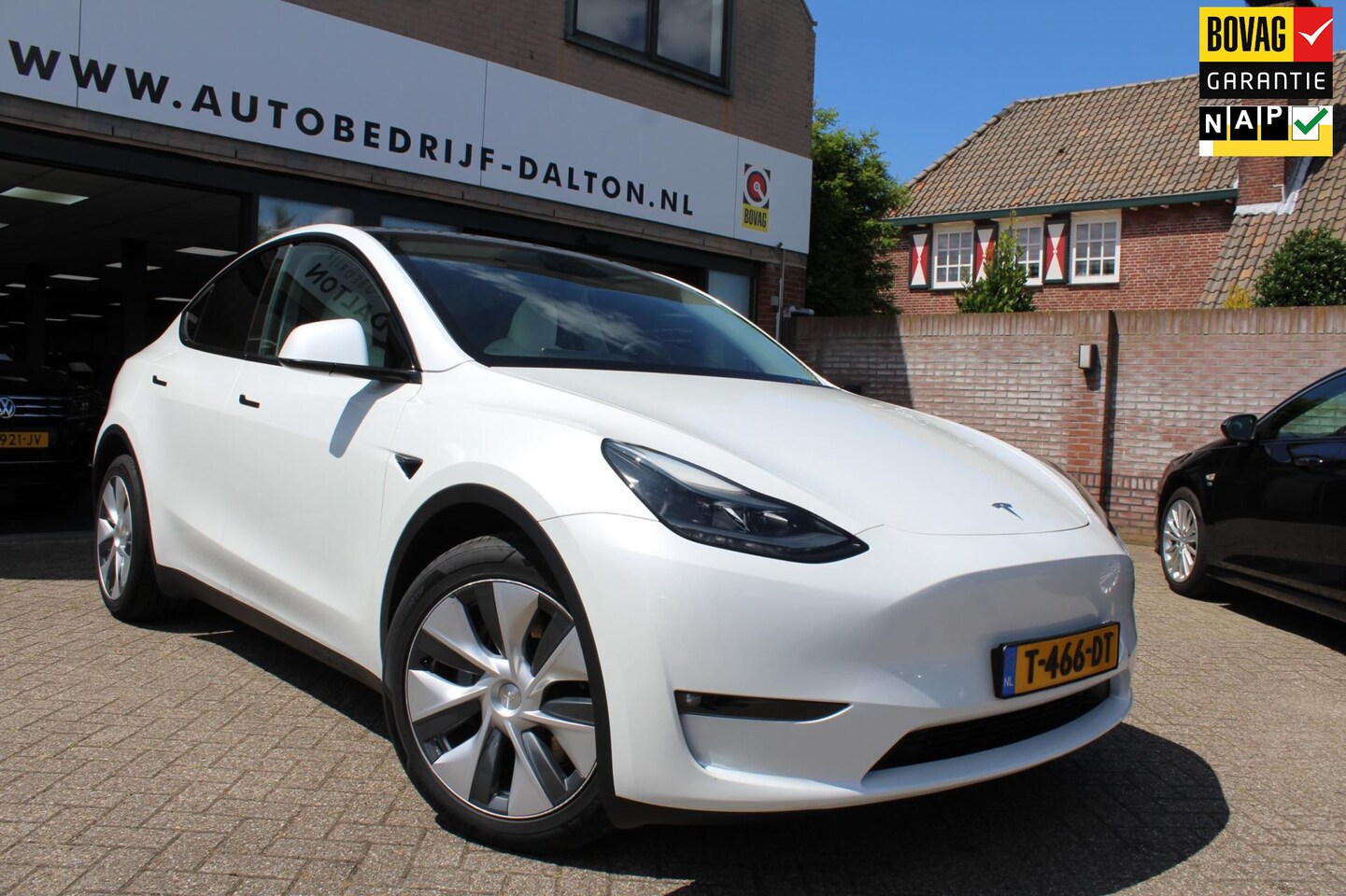 Tesla Model Y - Long Range AWD 75 kWh TREKHAAK / WIT LEER / AUTOPILOT / 1e EIG / incl. BTW / LEER / PANODA - AutoWereld.nl