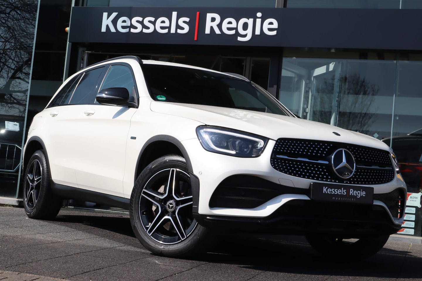 Mercedes-Benz GLC-klasse - 300e 4MATIC AMG Navi Led Leer Camera - AutoWereld.nl