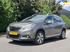 Peugeot 2008 - 1.2 VTi Allure Pack Premium Plus Automaat*Navigatie*Pano*Cruise*NAP*Clima*LM velgen*Parkee