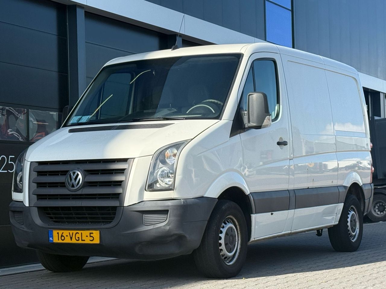 Volkswagen Crafter - 2.5 TDI L1H1 Airco - AutoWereld.nl