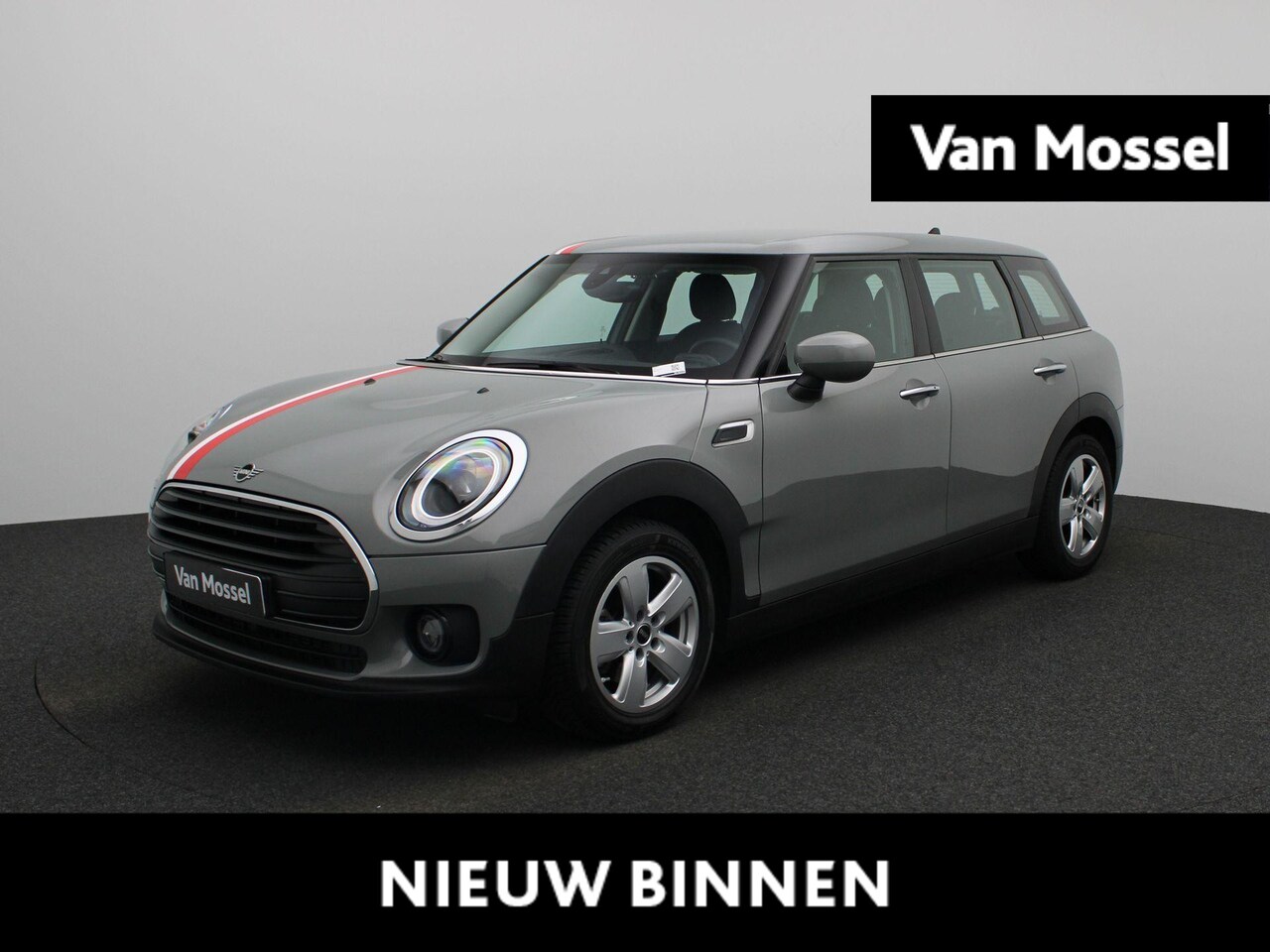 MINI Clubman - Mini 1.5 Cooper Essential Aut. | Navigatie | LMV | Xenon | Stoelverwarming | Cruise contro - AutoWereld.nl