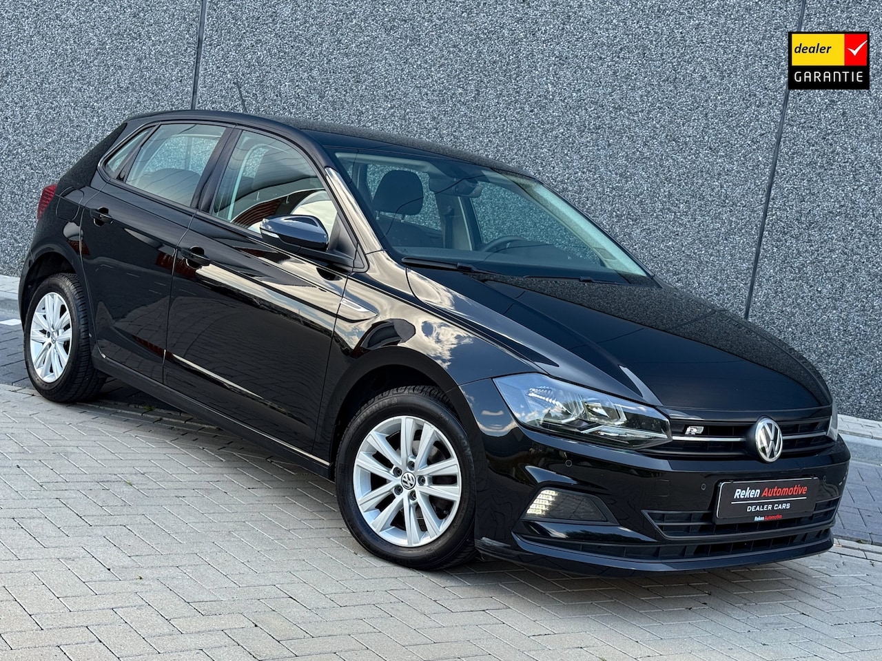 Volkswagen Polo - 1.0 TSI R-Line Navi Cruise Dealeronderh - AutoWereld.nl