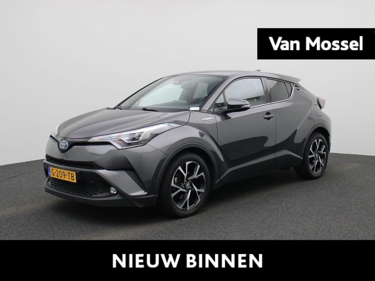 Toyota C-HR - 1.8 Hybrid Style Ultimate | Stoelverwarming | Navi | Cruise Control | Camera | LED Koplamp - AutoWereld.nl