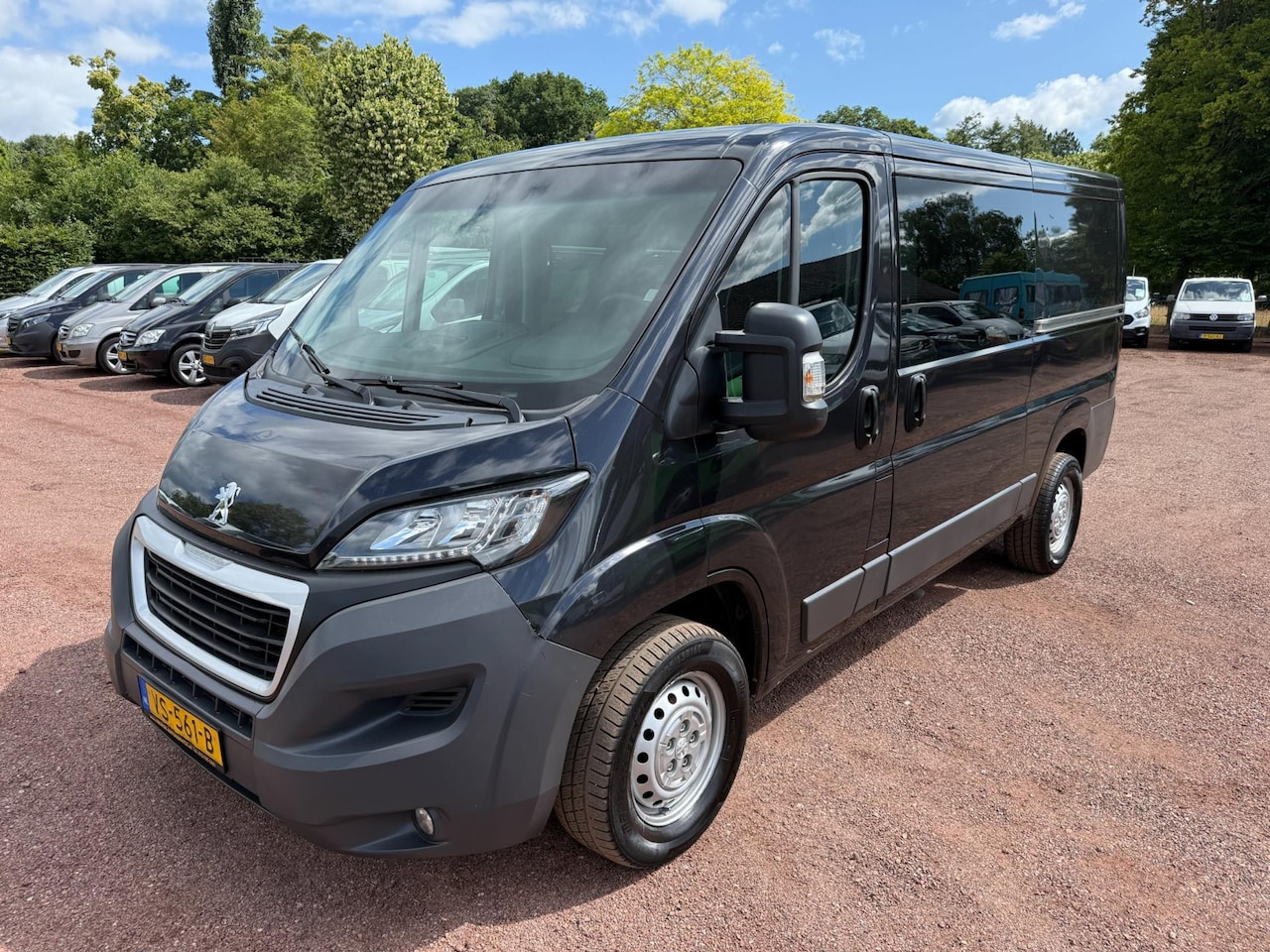 Peugeot Boxer - 2.2 HDI L2H1 DC 2x Schuifdeur Navi / Airco / Cruise / Dubbel Cabine - AutoWereld.nl