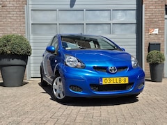 Toyota Aygo - 1.0-12V Comfort Airco, Bluetooth